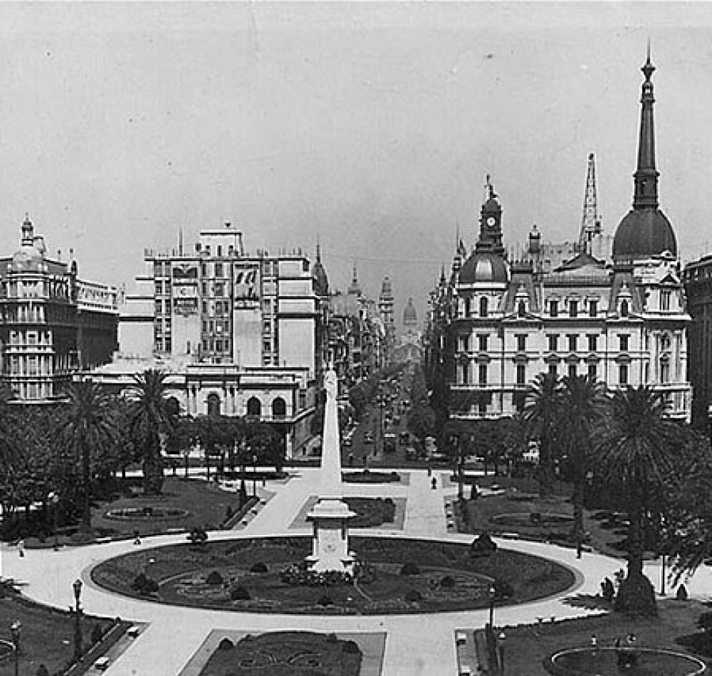 Plaza de Mayo - Sebitel [pseudo Wikipédia] | Creative Commons BY-SA 4.0 DEED