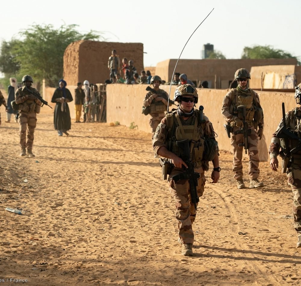 Opération Takuba, patrouille avec le Régiment de Marche du Tchad (RMT) - Ministère des Armées | Licence etalab-2.0