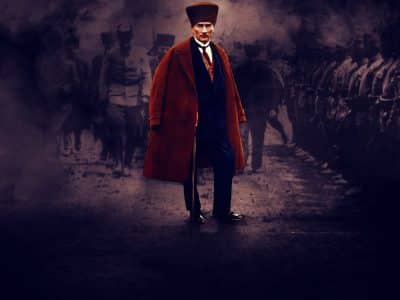 « La Cène » est un film dramatique historique qui dépeint la nuit précédant la déclaration de la République par le fondateur de la République de Turquie, Gazi Mustafa Kemal Atatürk - ministère de la Défense nationale