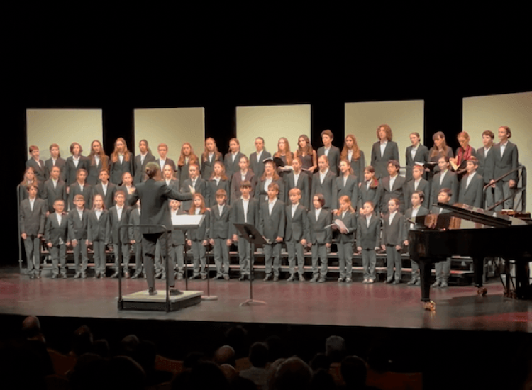 Enfants de Choeurs de l'Ile-De-France au Conservatoire Maurice Ravel | Libre de droit