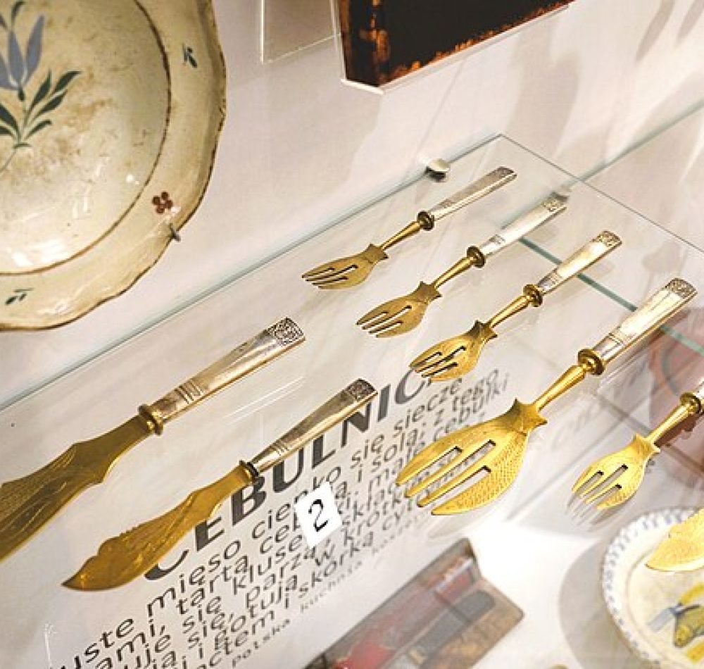 L’art de la coutellerie : entre tradition et artisanat, avec des couteaux polonais - Silar [Pseudo Wikipédia] | Creative Commons BY-SA 4.0