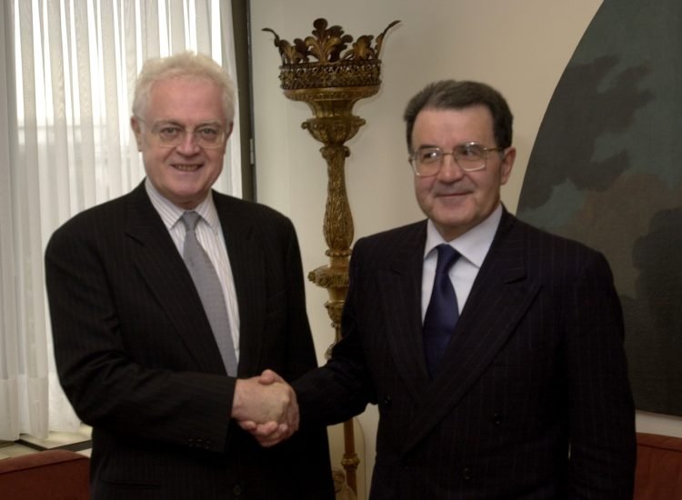 lionel jospin aux côtés de vladimir poutine moscou, 31 octobre 2000