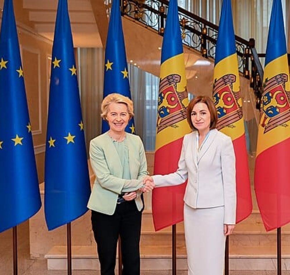 Ursula Van der Leyen (présidente de la Commission Européenne) et Maia Sandu (présidente de la République de Moldavie), le 10 octobre 2024 - Dati Bendo | Creative Commons Attribution 4.0