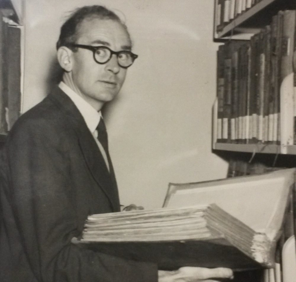 Michael Standish, responsable des Archives nationales de Nouvelle-Zélande de 1948 à 1961, en 1961 - Archives de Nouvelle-Zélande | Domaine public