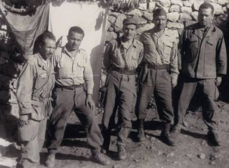 Responsables du FLN au Congrès de la Soummam, août 1956 - Auteur inconnu | Domaine public